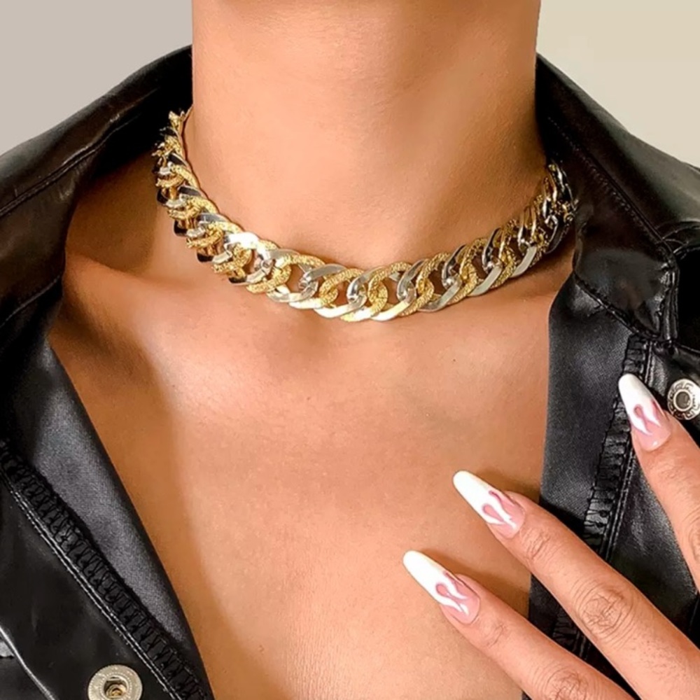 ⚜️[𝟯𝟬%𝗢𝗙𝗙|𝗯𝘂𝗻𝗱𝗹𝗲𝘀 𝟯+]⚜️Big Link Two-Tone Choker NEW